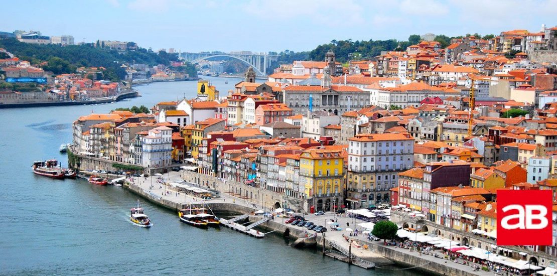 Emirates' Porto route sees strong summer traffic