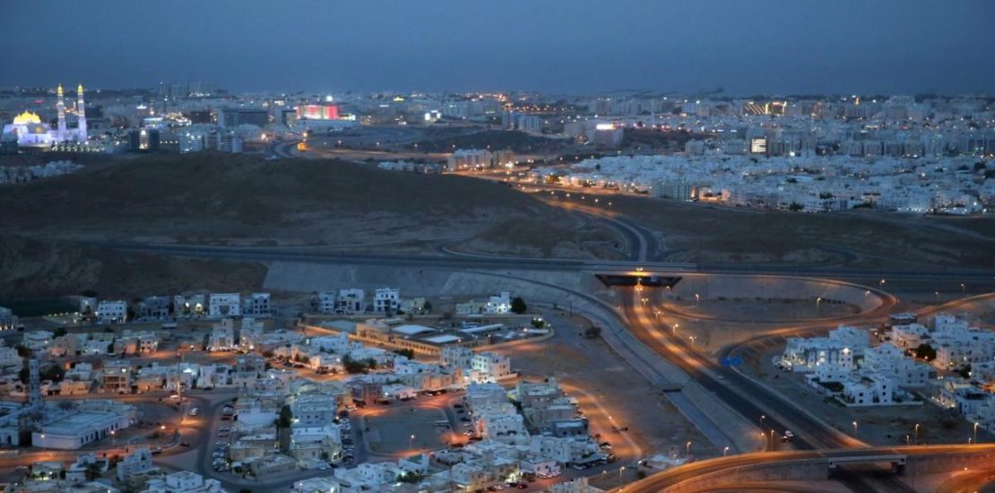 Oman announces evening lockdown to curb coronavirus spread